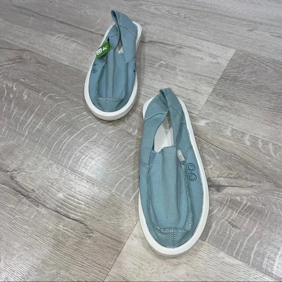 NWT-Sanuk/ sea foam green - Picture 2 of 5